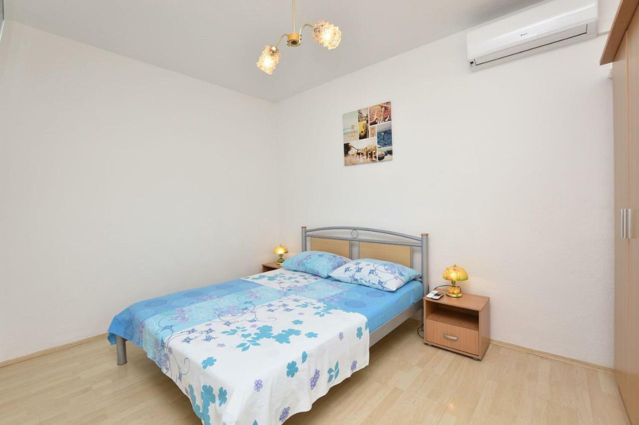 Apartment Dijo I Primosten Ngoại thất bức ảnh