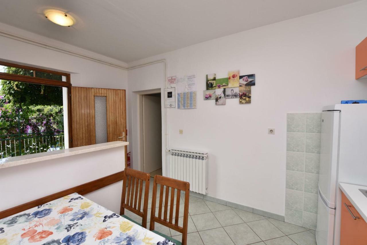 Apartment Dijo I Primosten Ngoại thất bức ảnh